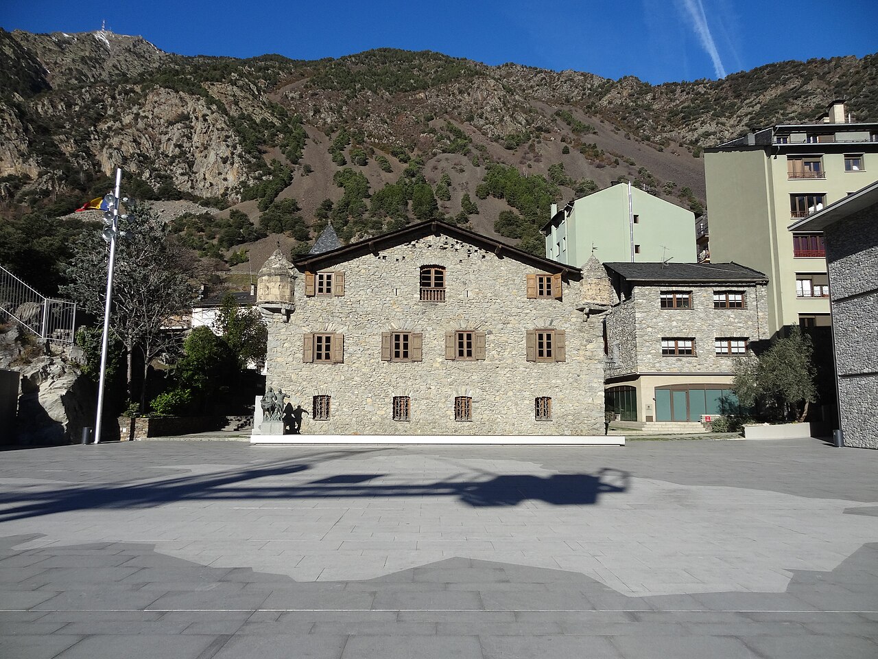 Barri Antic i Casa de la Vall