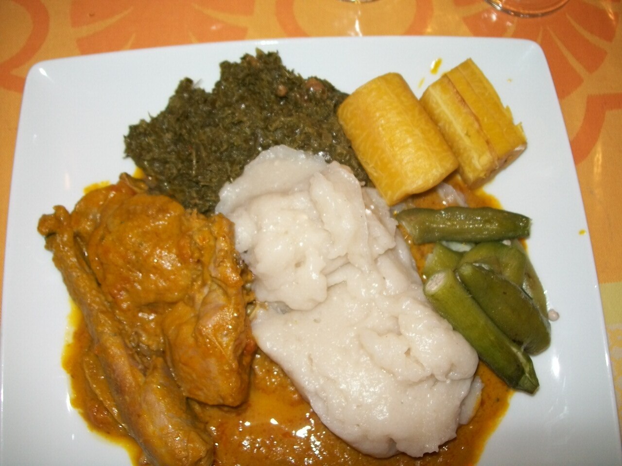 Moamba, funge i gindungo