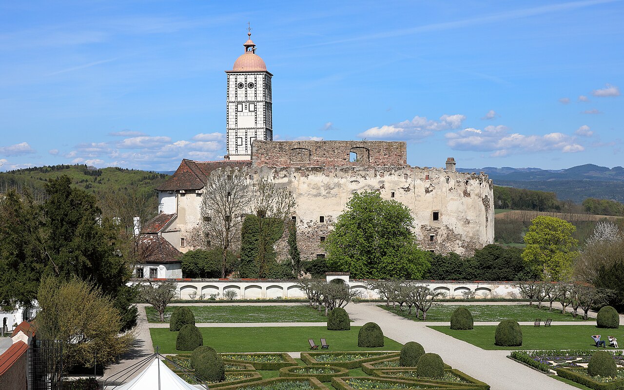 Zamek Schallaburg