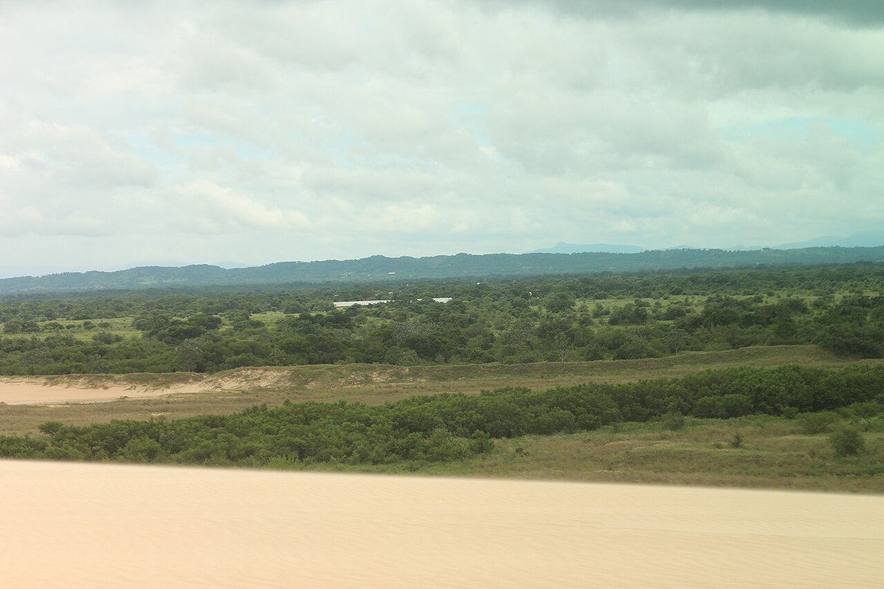 Las Lomas de Arena