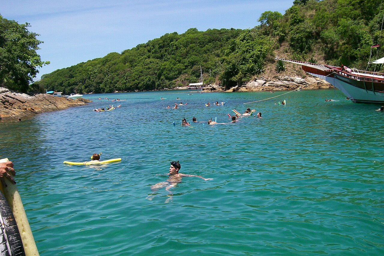 Rejs do Lagoa Azul