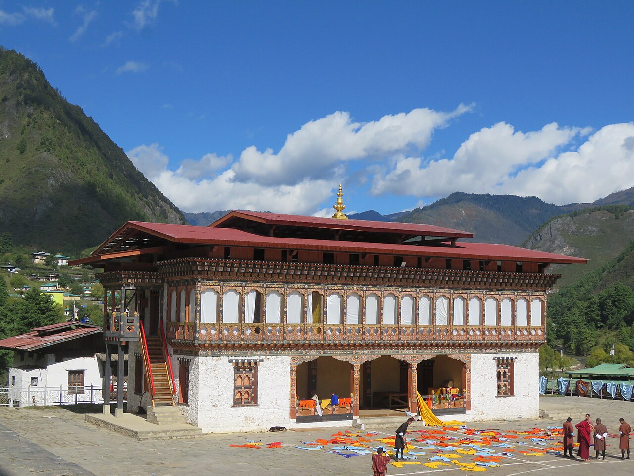 Lhakhang Karpo