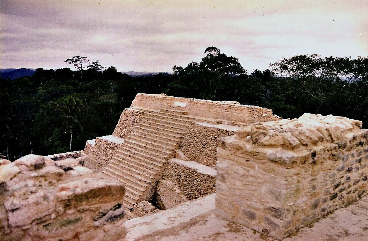Las Chiquibul wokół Caracol