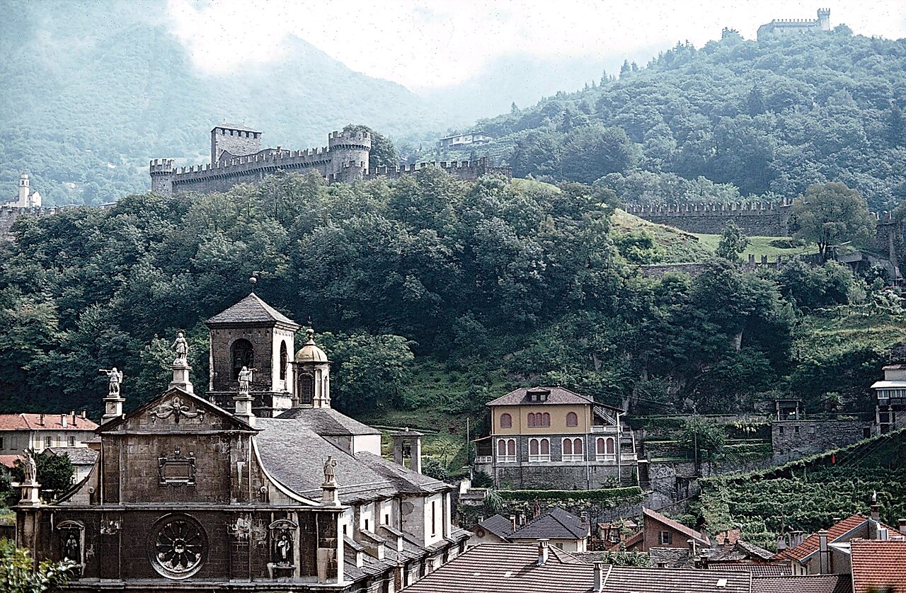 Montebello i Sasso Corbaro