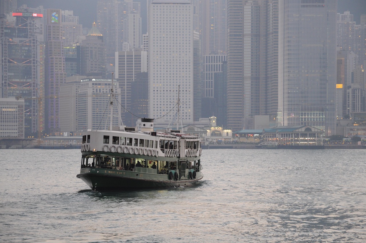 Prom Star Ferry