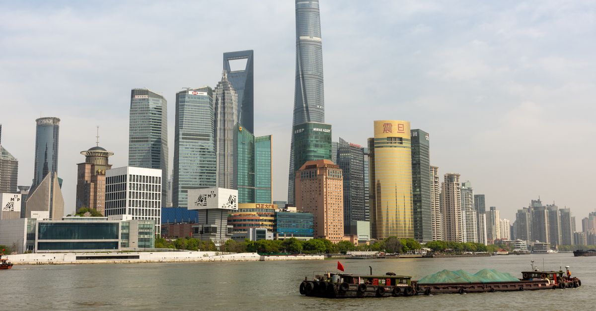 Pudong i wieża Shanghai Tower