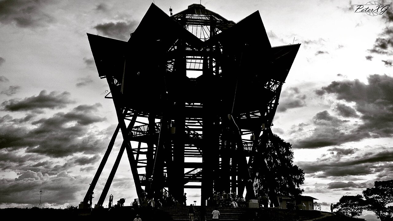 Mirador Colina Iluminada
