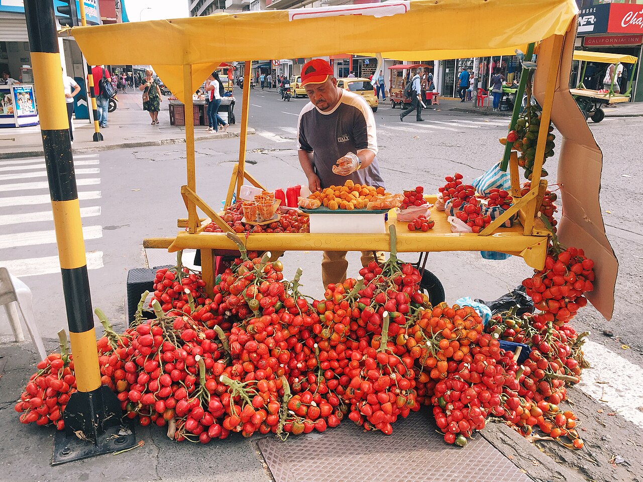 Chontaduro i street food