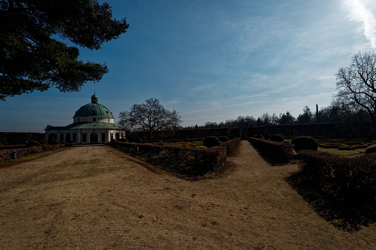 Barokowy ogród kwiatowy
