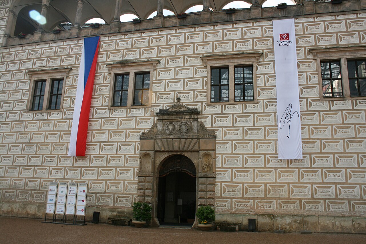 Opera w zamku i festiwale