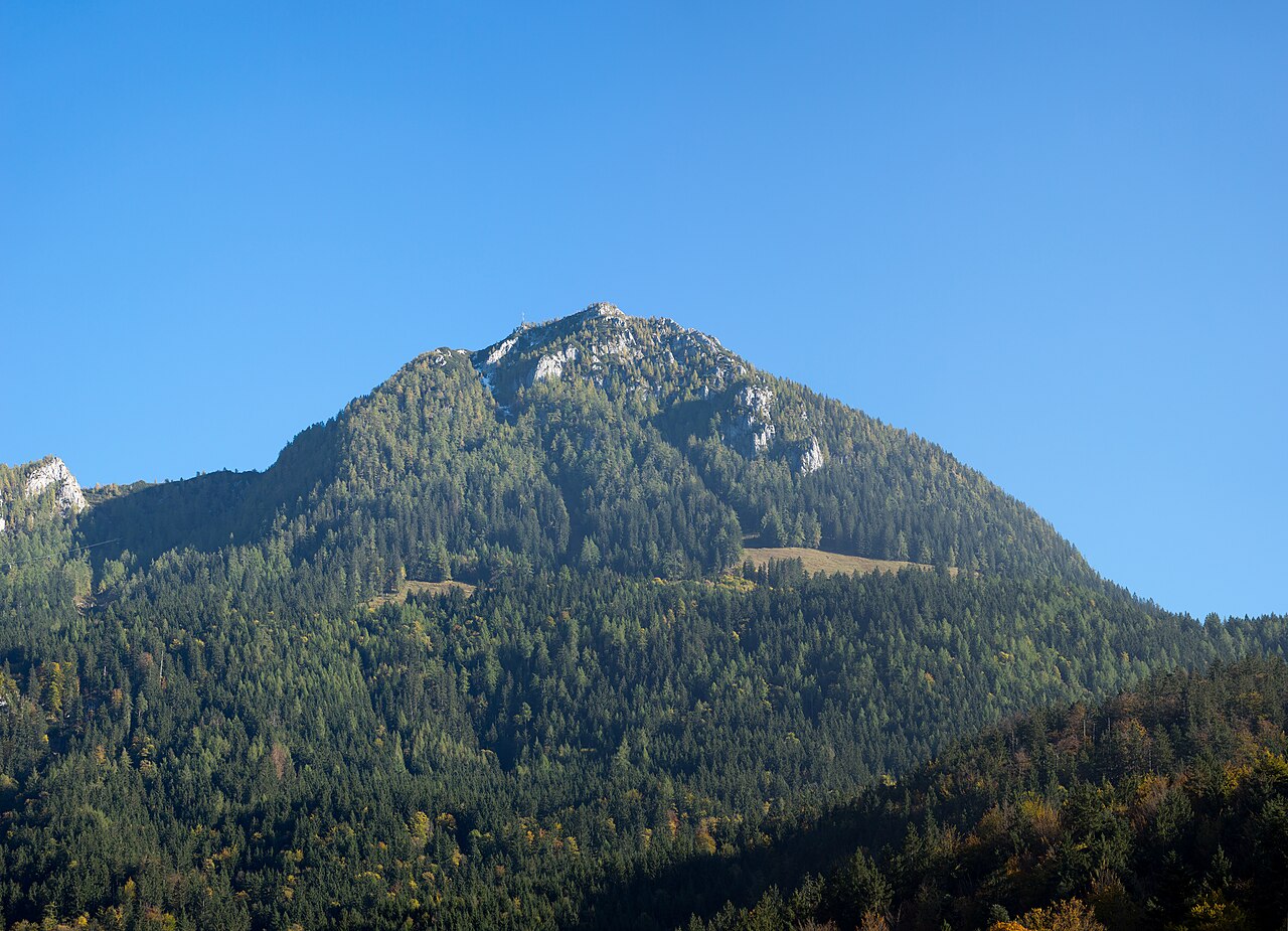 Jennerbahn i panorama Jenneru
