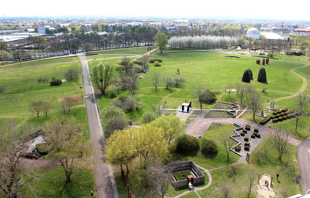 Elbauenpark i Wieża Tysiąclecia