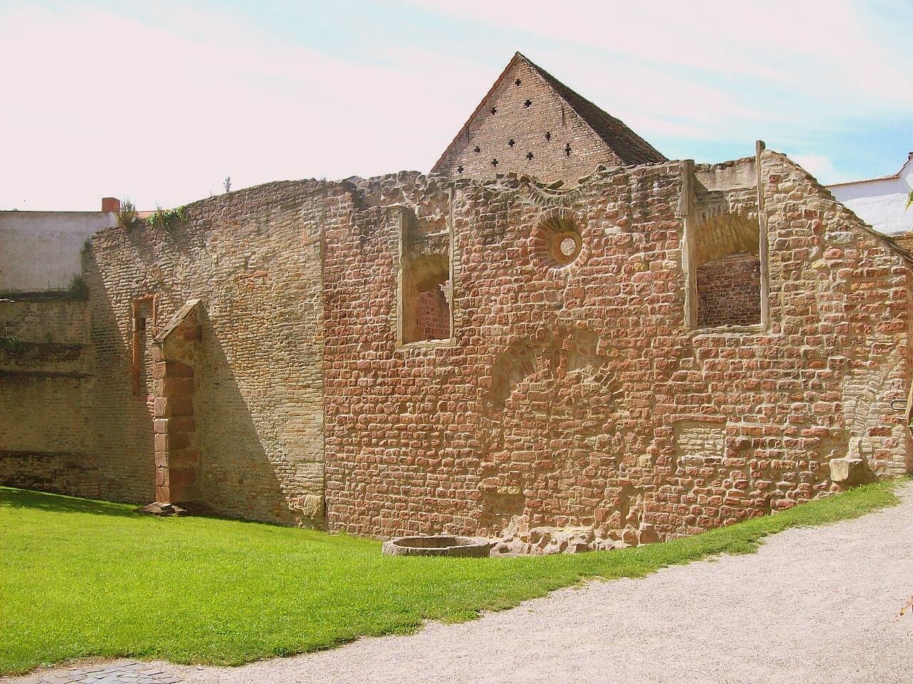 Judenhof i Muzeum SchPIRA