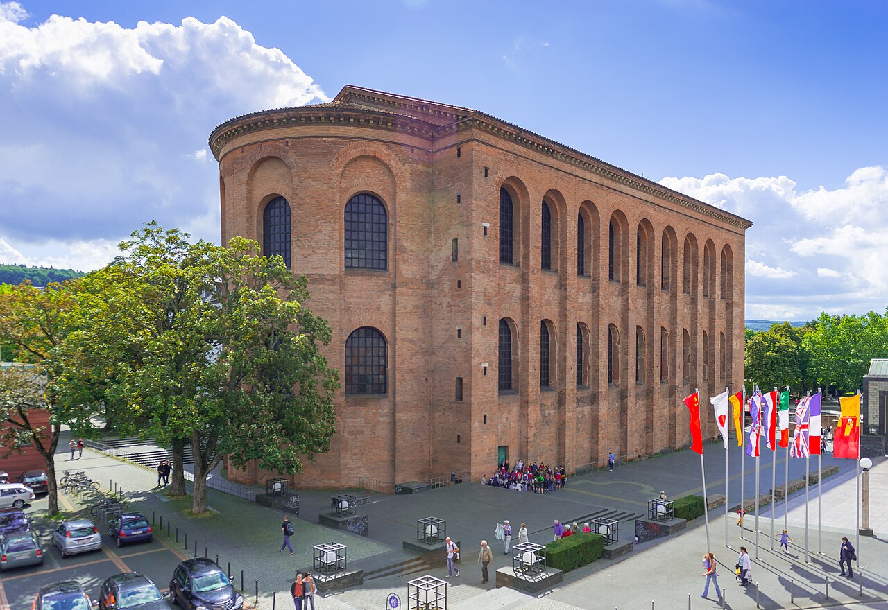 Termy Cesarskie i Aula Palatina