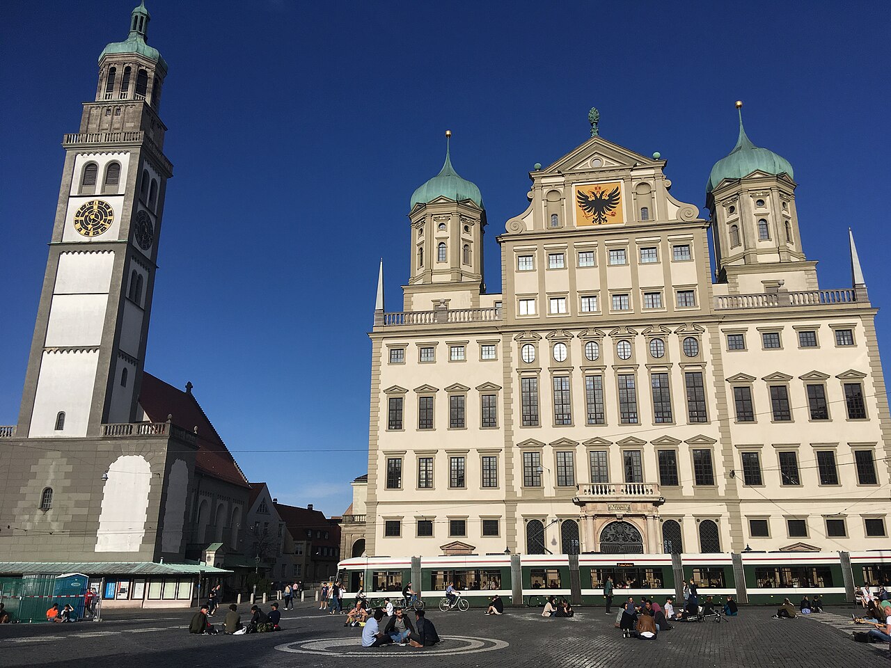 Ratusz i Goldener Saal