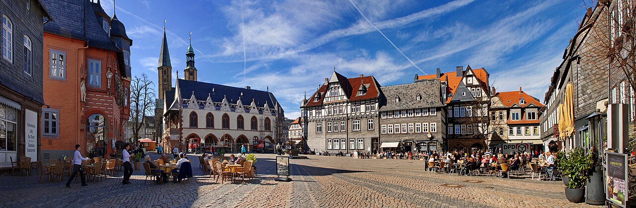 Rynek i ratusz