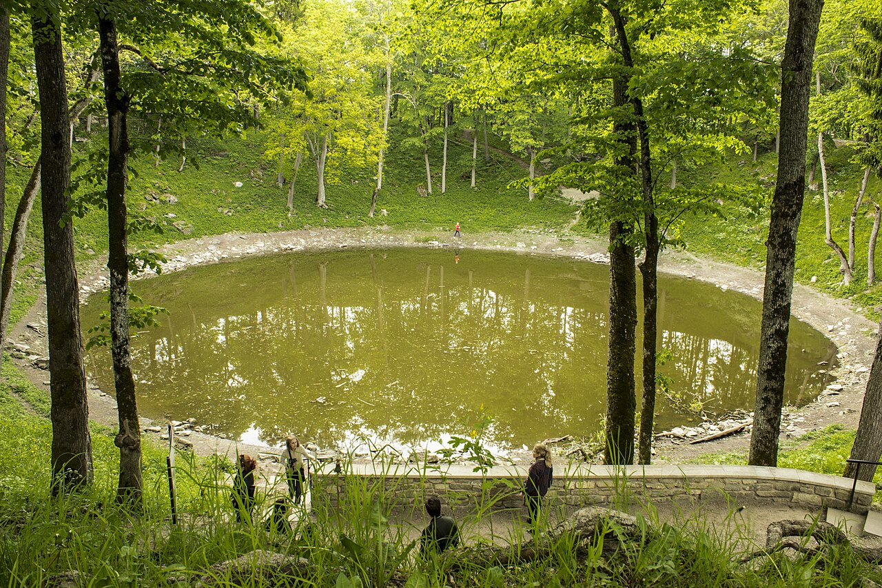 Krater Kaali