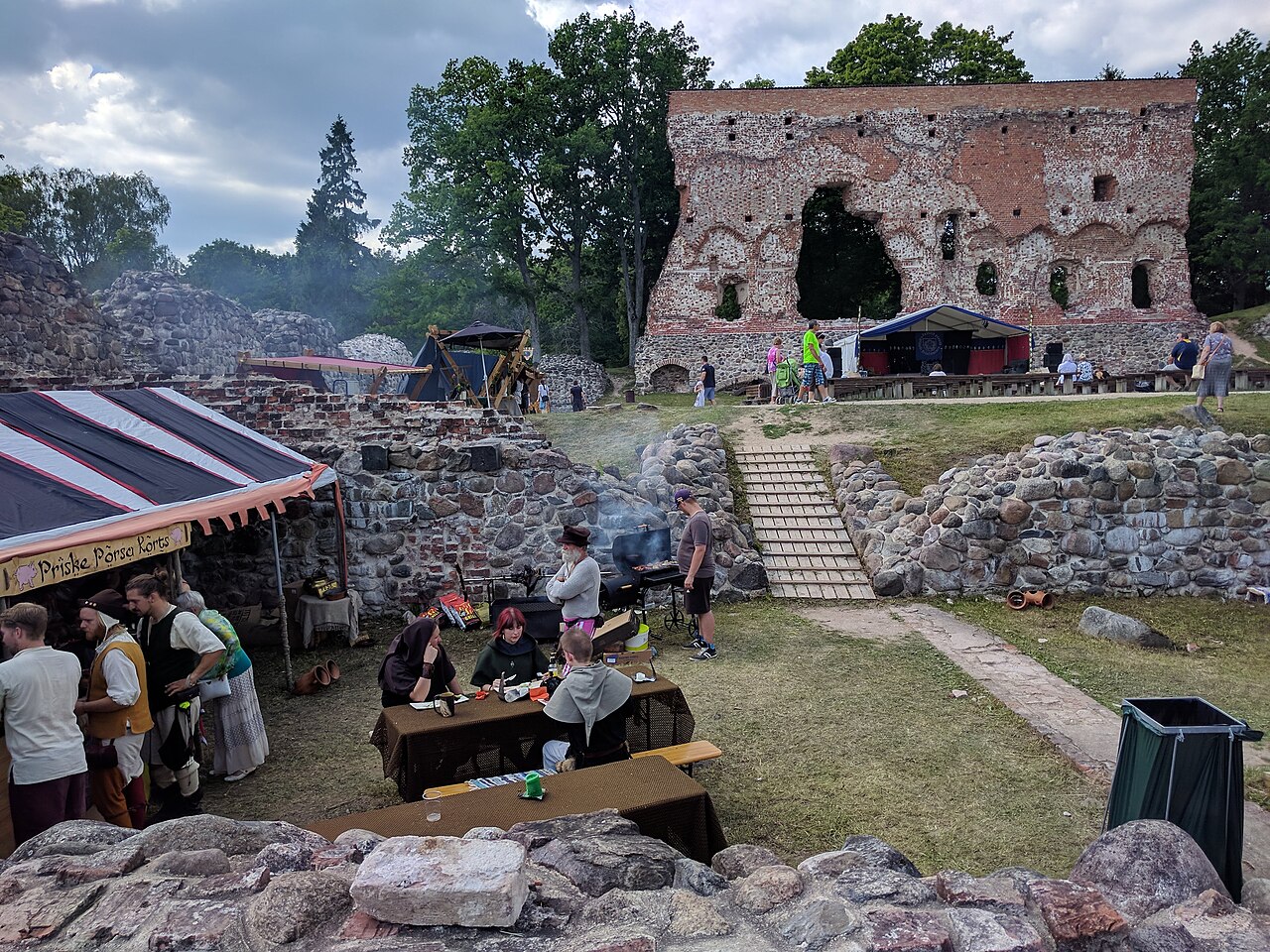 Festiwal folkowy i muzeum