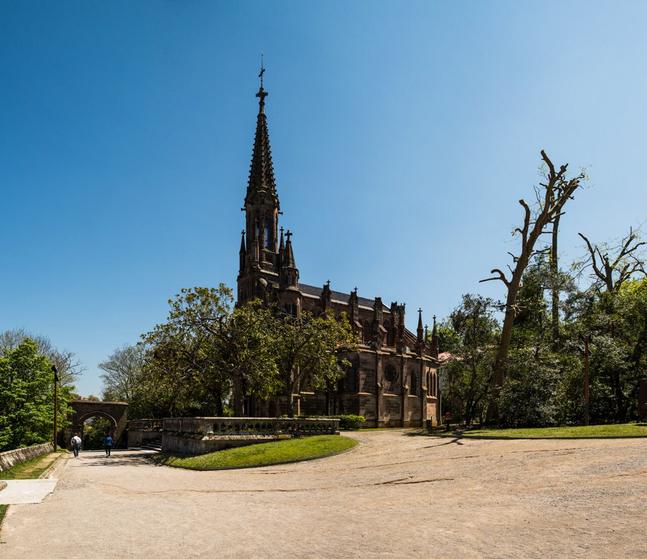 Palacio de Sobrellano i kaplica
