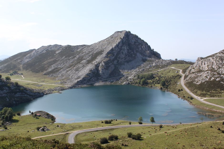 Jeziora Enol i Ercina