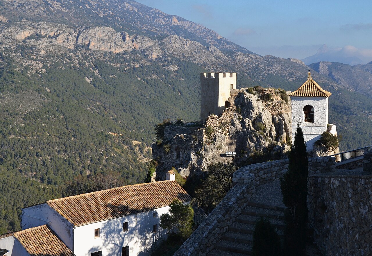 Castillo de San José i Alcozaiba