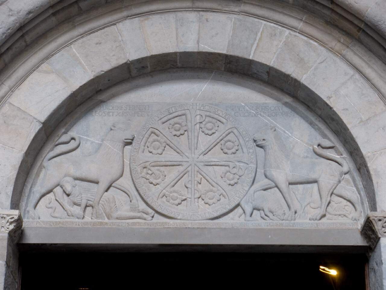 Catedral de San Pedro i Museo Diocesano