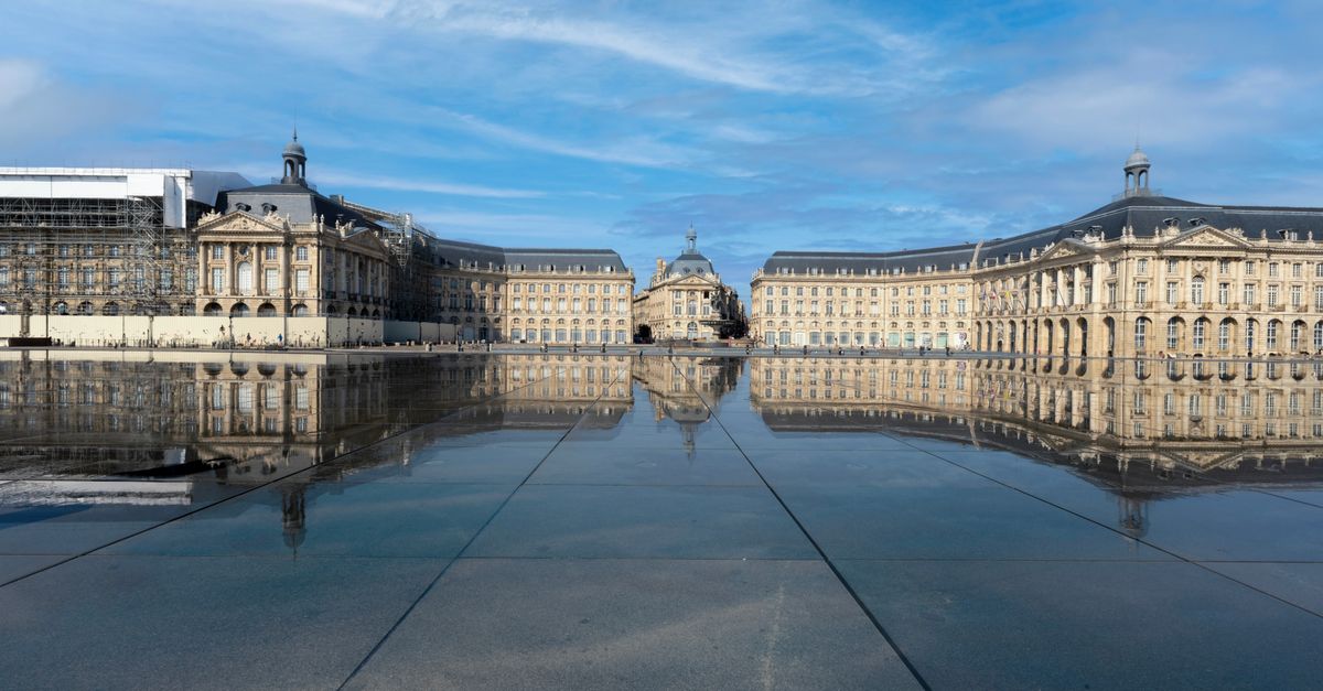Place de la Bourse i Miroir d'eau