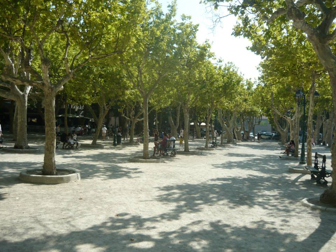 Port i Place des Lices