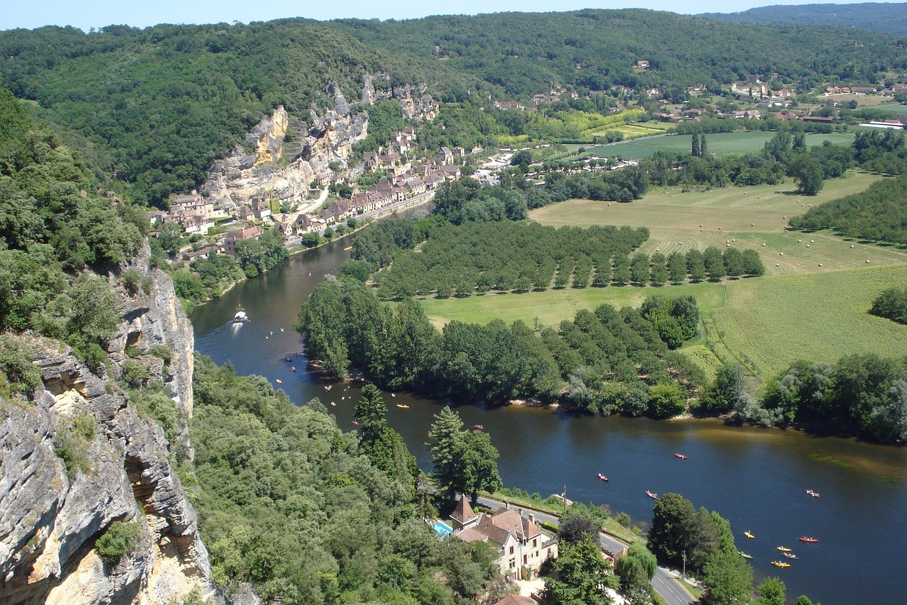 Spływ kajakiem po Dordogne