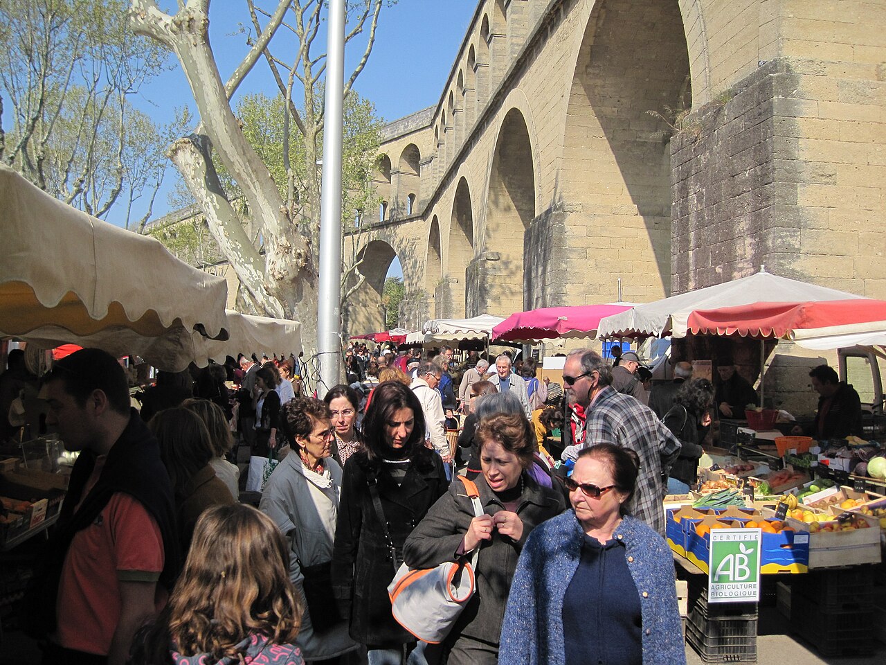 Marché des Arceaux