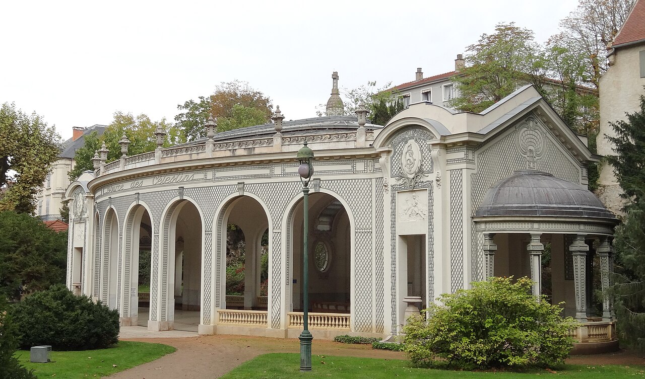 Source des Célestins i parki nad Allier