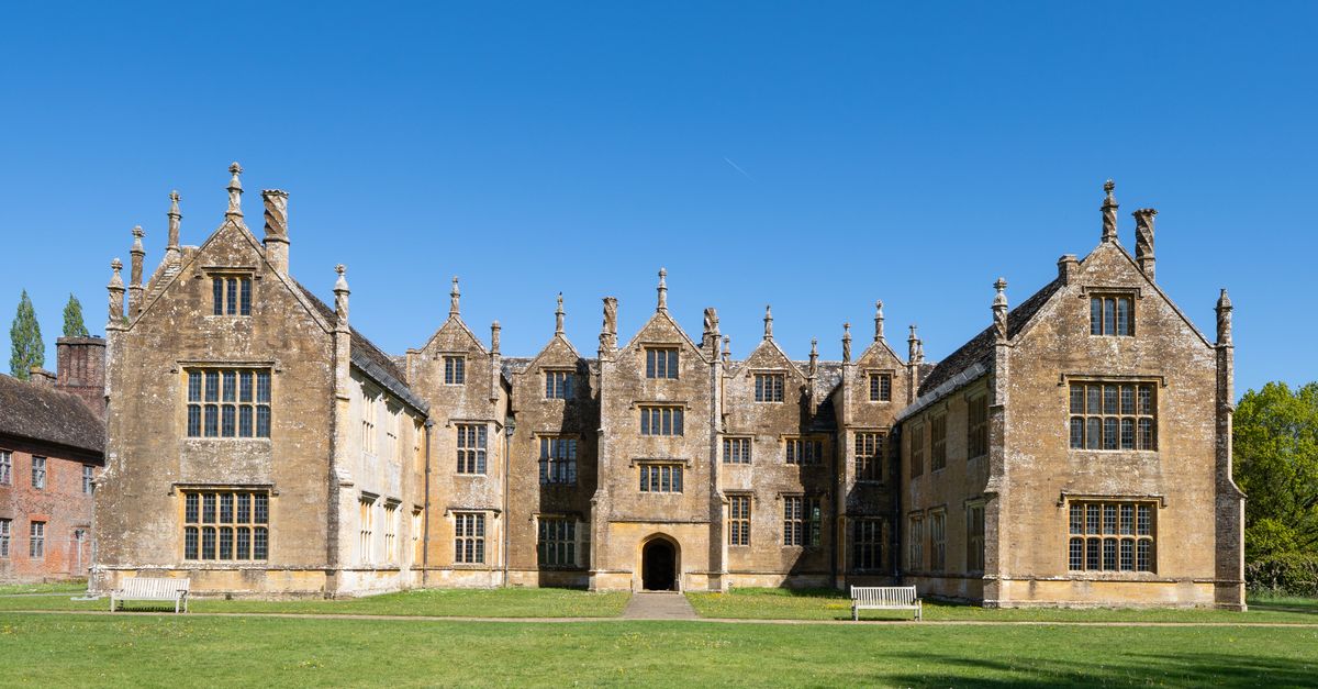 Avebury Manor and Garden