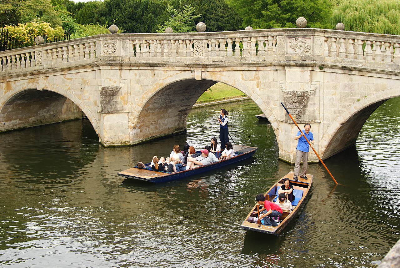 Punting na rzece Cam