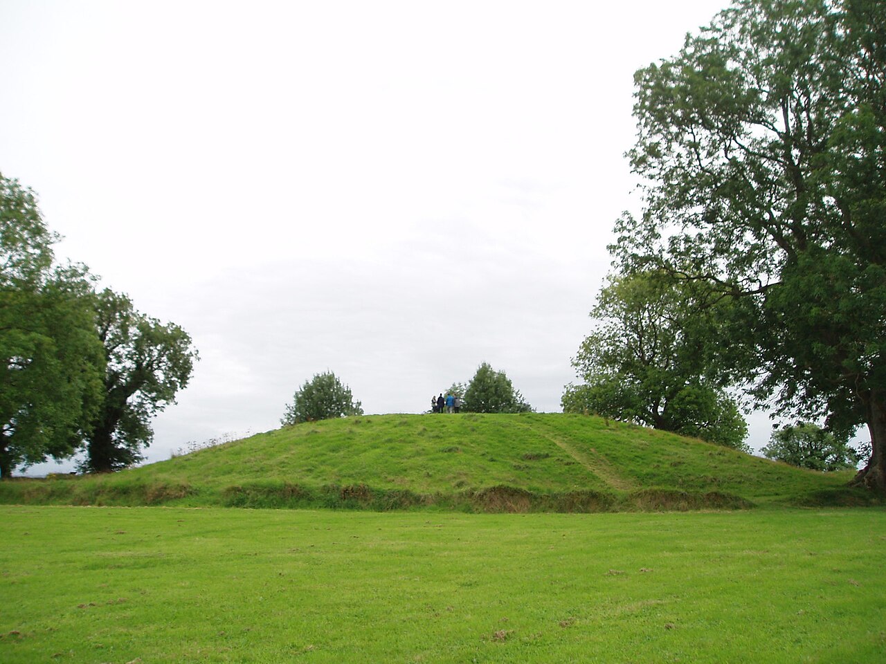 Navan Fort, Emain Macha