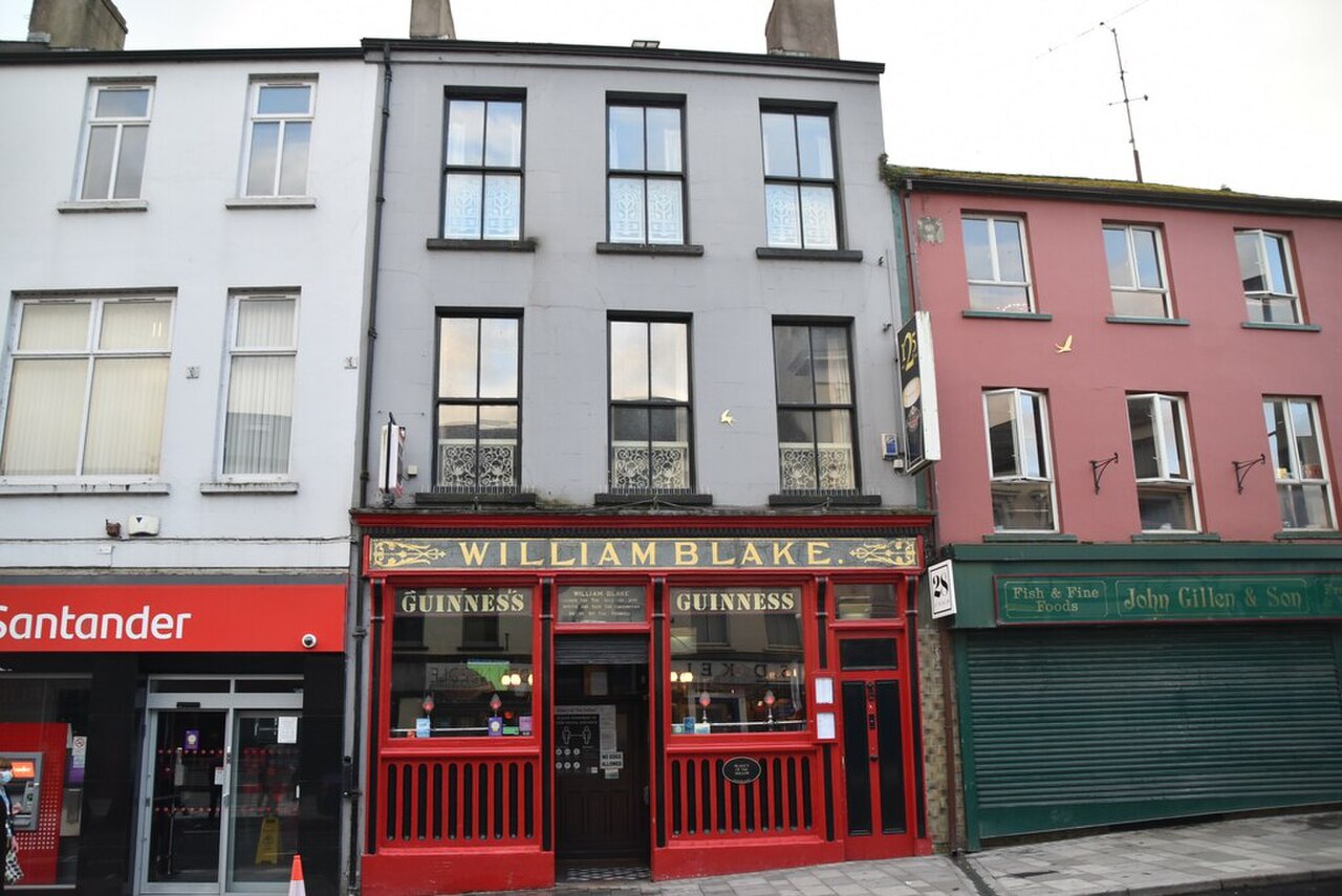 Pub Blakes of the Hollow