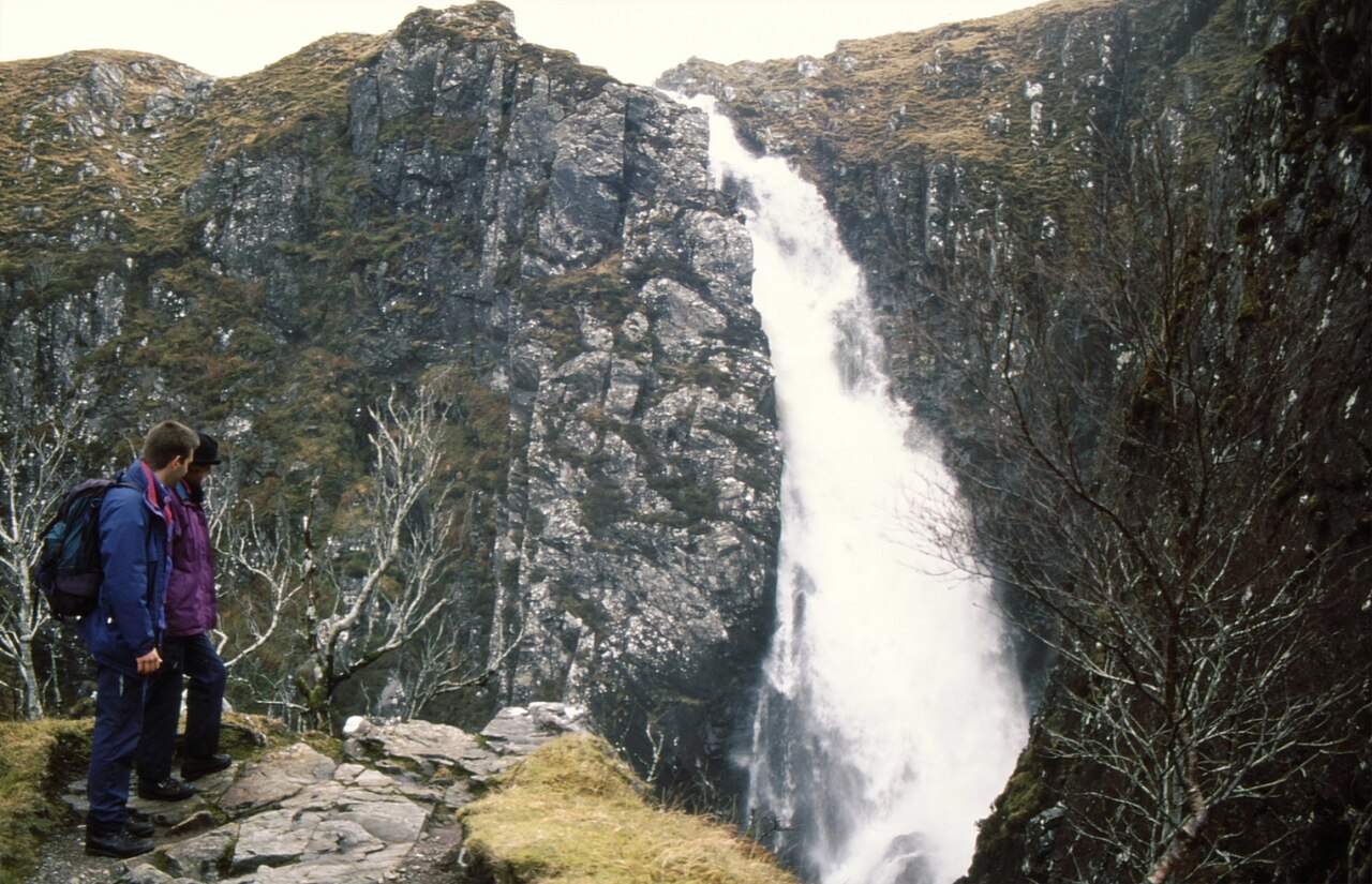 Wodospad Falls of Glomach