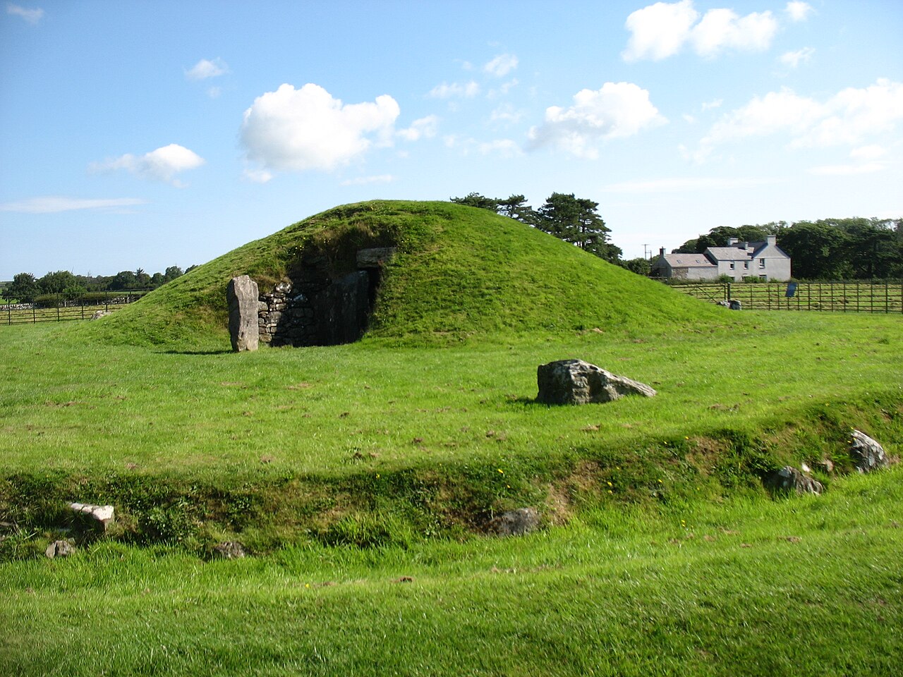 Grobowiec Bryn Celli Ddu