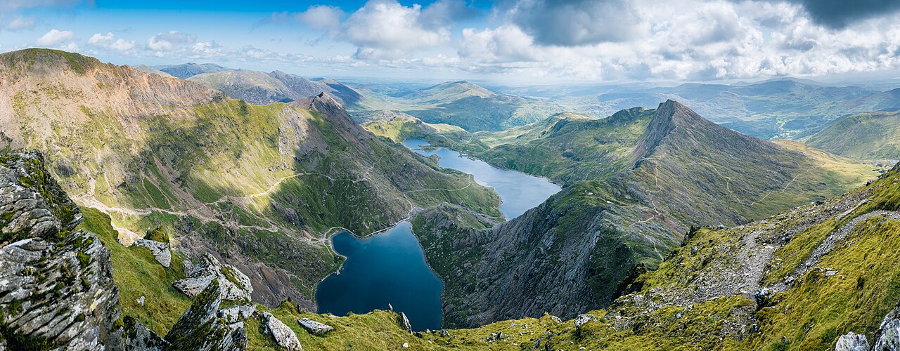 Yr Wyddfa (Snowdon)