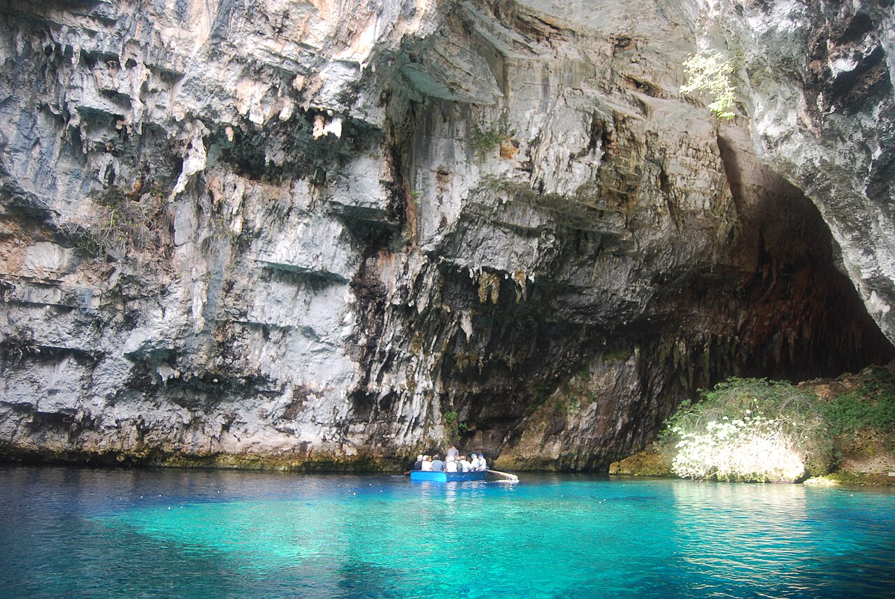 Melissani jaskinia