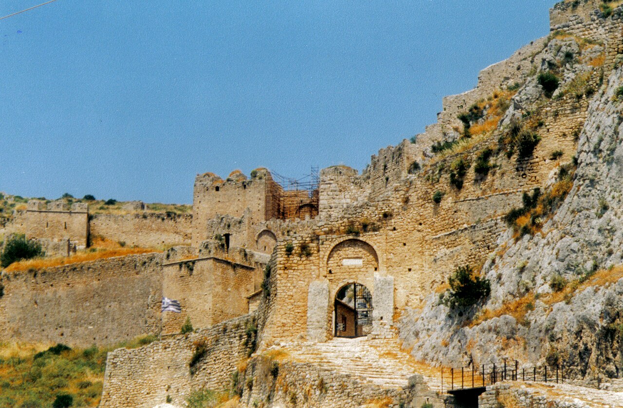 Akrokorynt