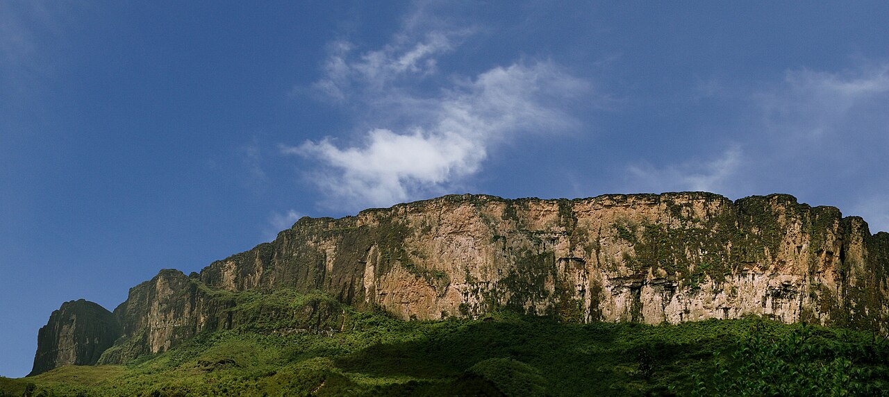 Lot widokowy nad tepui