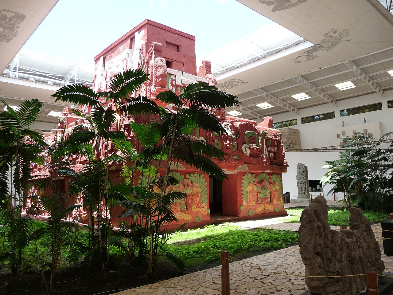 Museo de Escultura Maya i świątynia Rosalila