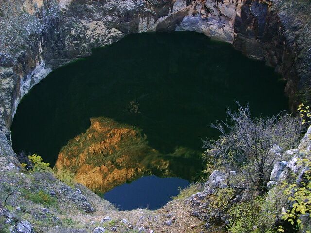 Crveno jezero