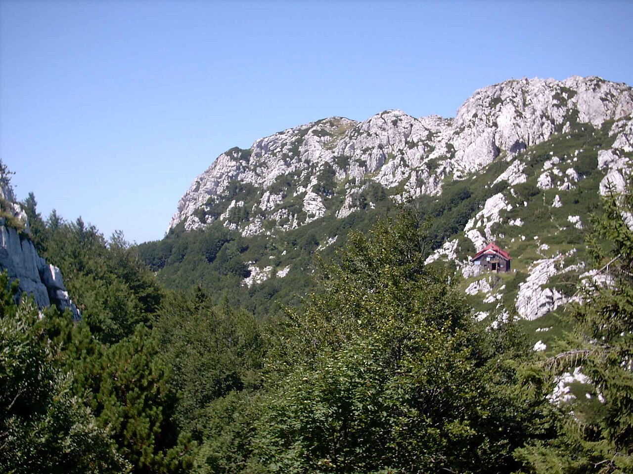 Veliki Risnjak i schronisko Schlossera