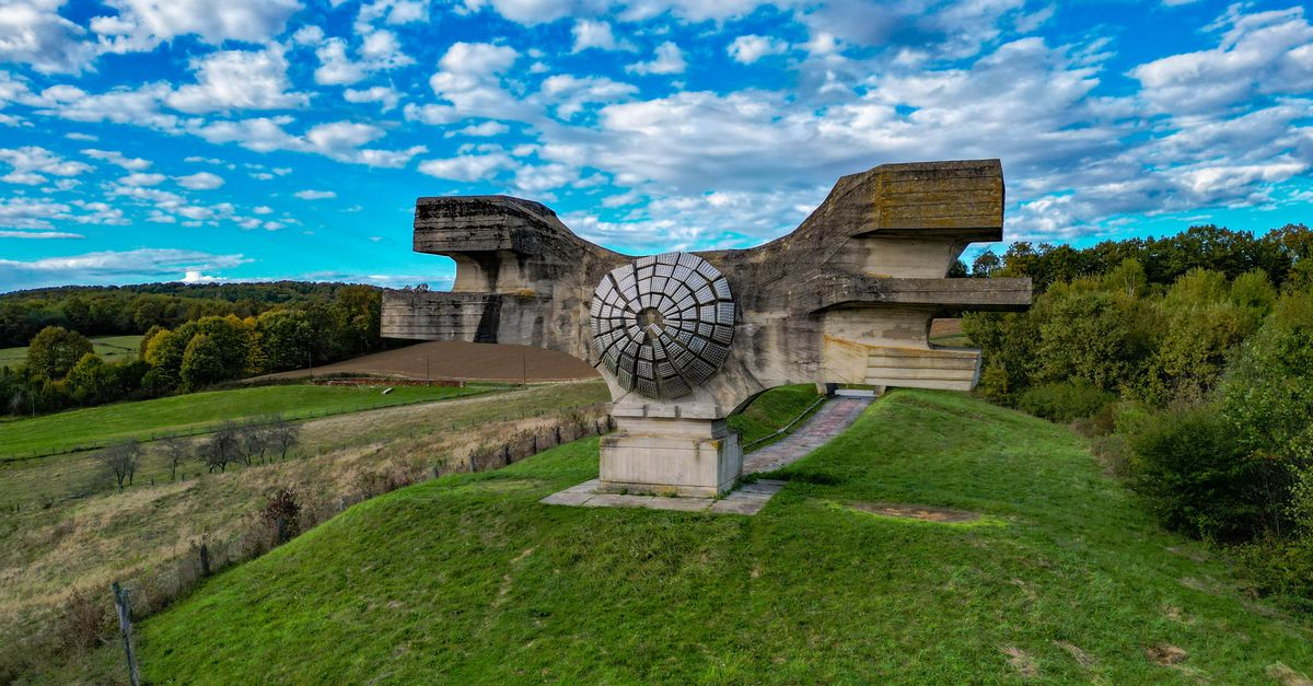 Monument na Petrova Gorze