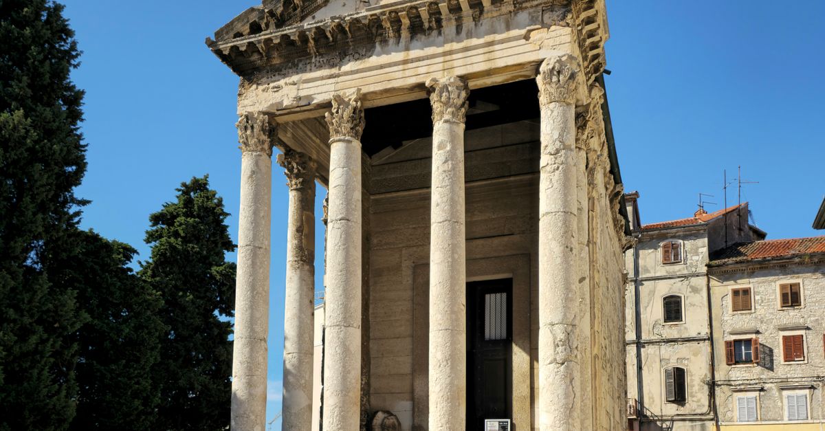 Forum i świątynia Augusta