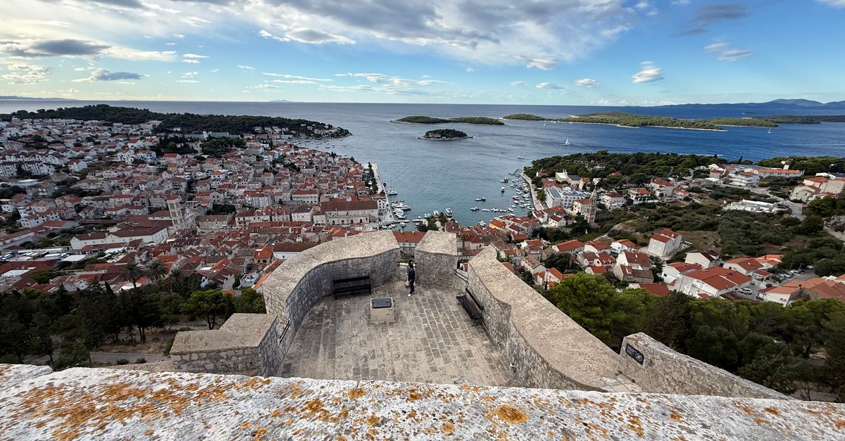 Forteca Spanjola i panorama Hvaru