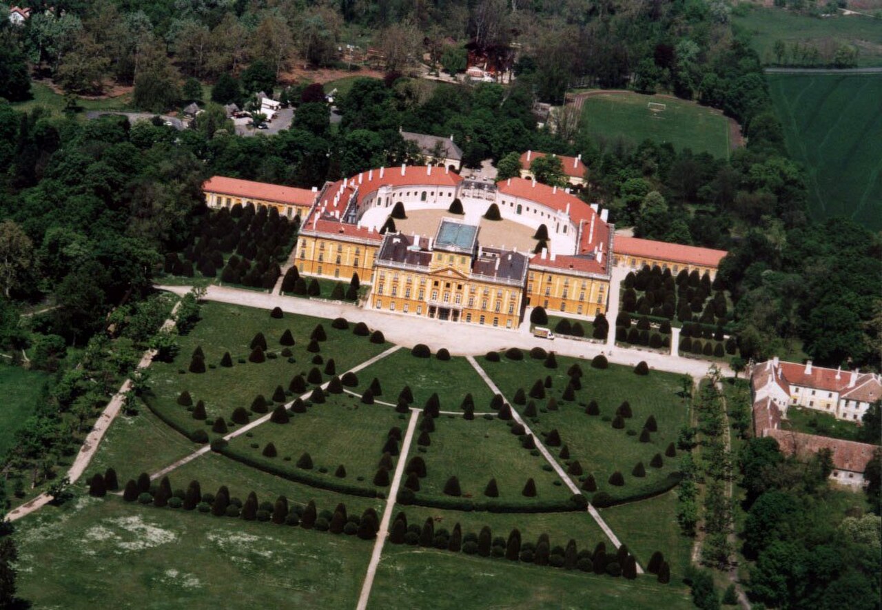 Francuski park pałacowy