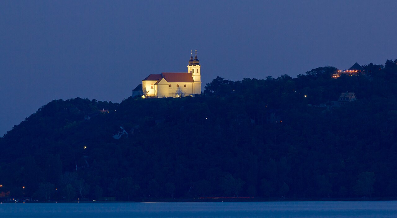 Opactwo i krypta króla Andrzeja