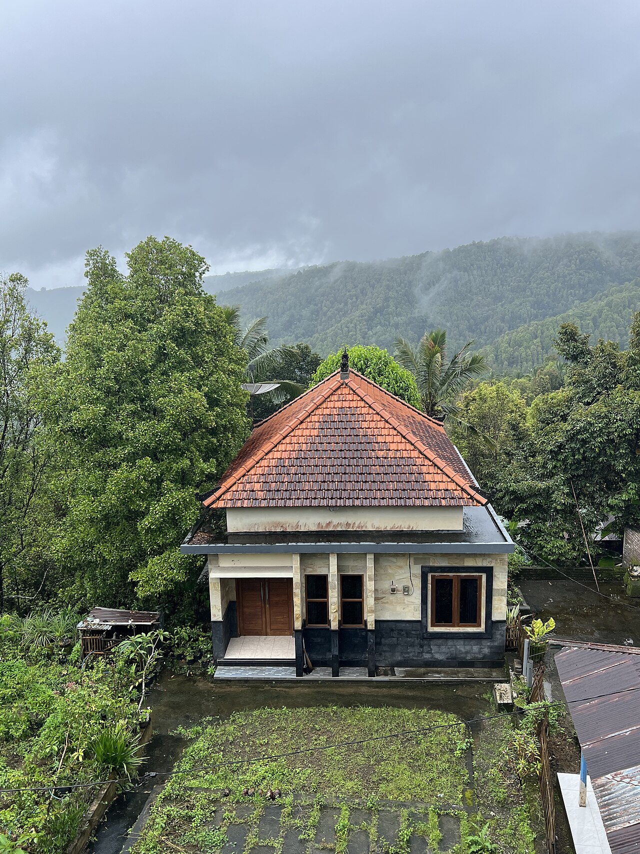 Wodospad Munduk